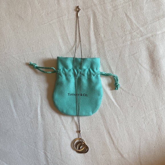 COPY - Tiffany Interlocking Rubedo Circles Pendant - Picture 2 of 3